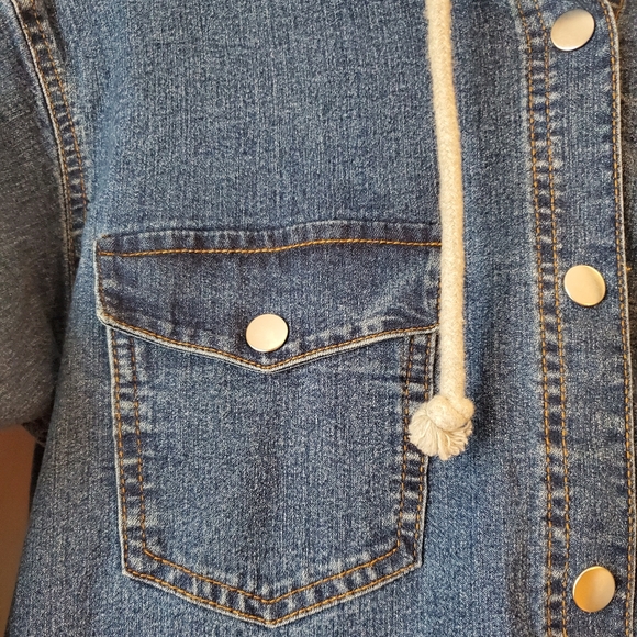 HOODED DENIM JACKET - Picture 3 of 3